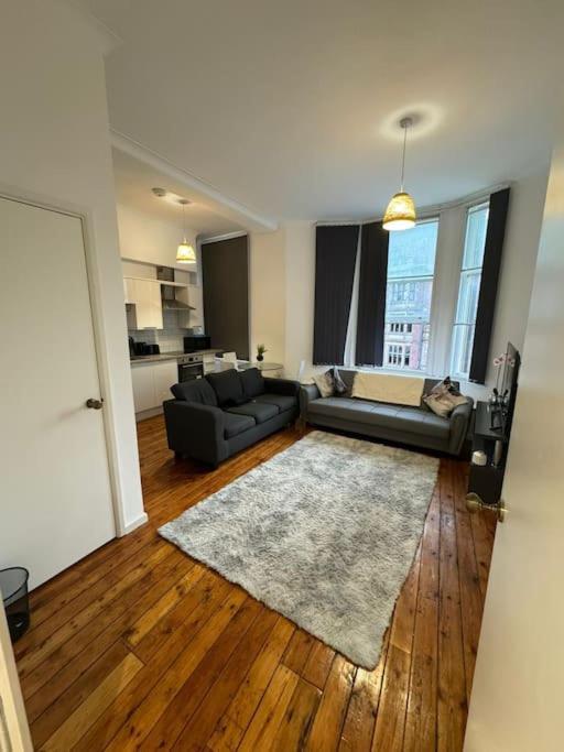 Sleep 6 -Sheffield-George Street Gs202 Apartment Luaran gambar