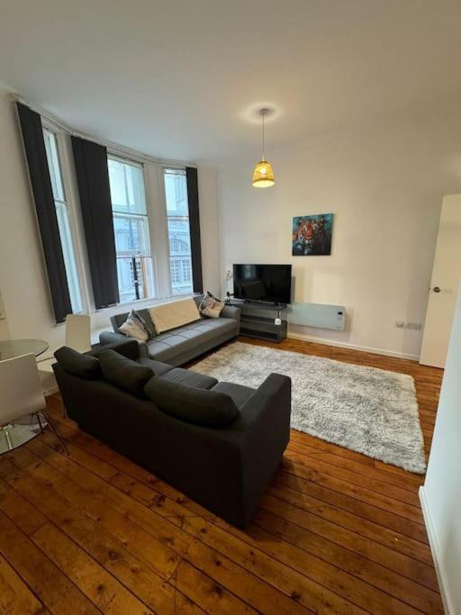 Sleep 6 -Sheffield-George Street Gs202 Apartment Luaran gambar
